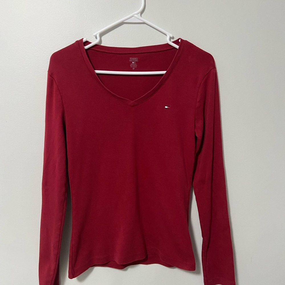 Tommy Hilfiger women’s long sleeve red top, small